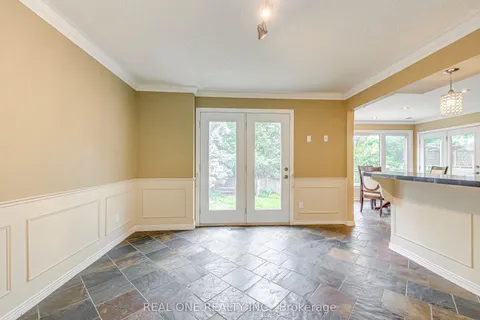 1236 Woodview Drive, ON L6M 2M4