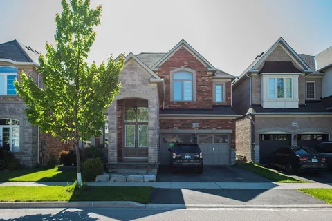 4198 Fuller Crescent, ON L7M 0M5