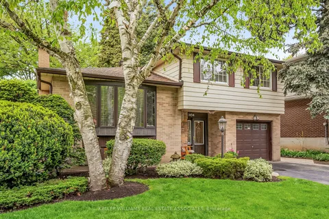 1454 Leda Avenue, ON L5G 4B7