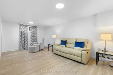 160 Burbank Crescent, ON L9W 3H8