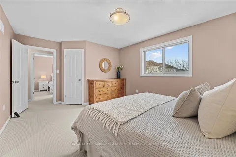 4104 Bianca Forest Drive, ON L7M 4L2