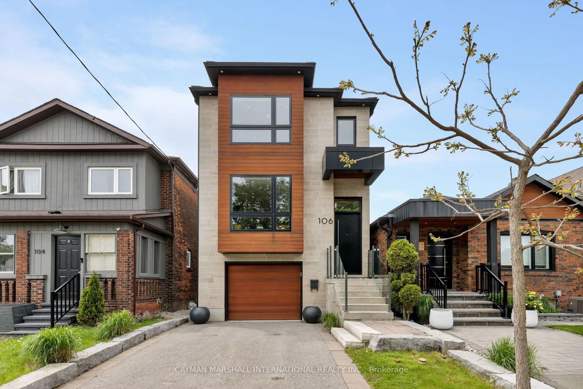 106 Ninth Street, ON M8V 3E4