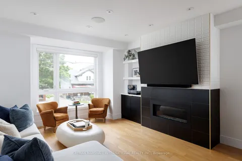 106 Ninth Street, ON M8V 3E4