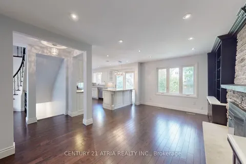 1483 Royal Oaks Road, Mississauga, ON L5H 3R6