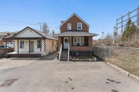 1106 Haig Boulevard, ON L5E 2M5