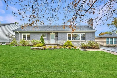 965 KINGSWAY Drive, ON L7T 3J1