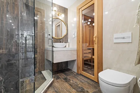 539 Old Poplar Row, ON L5J 2N9