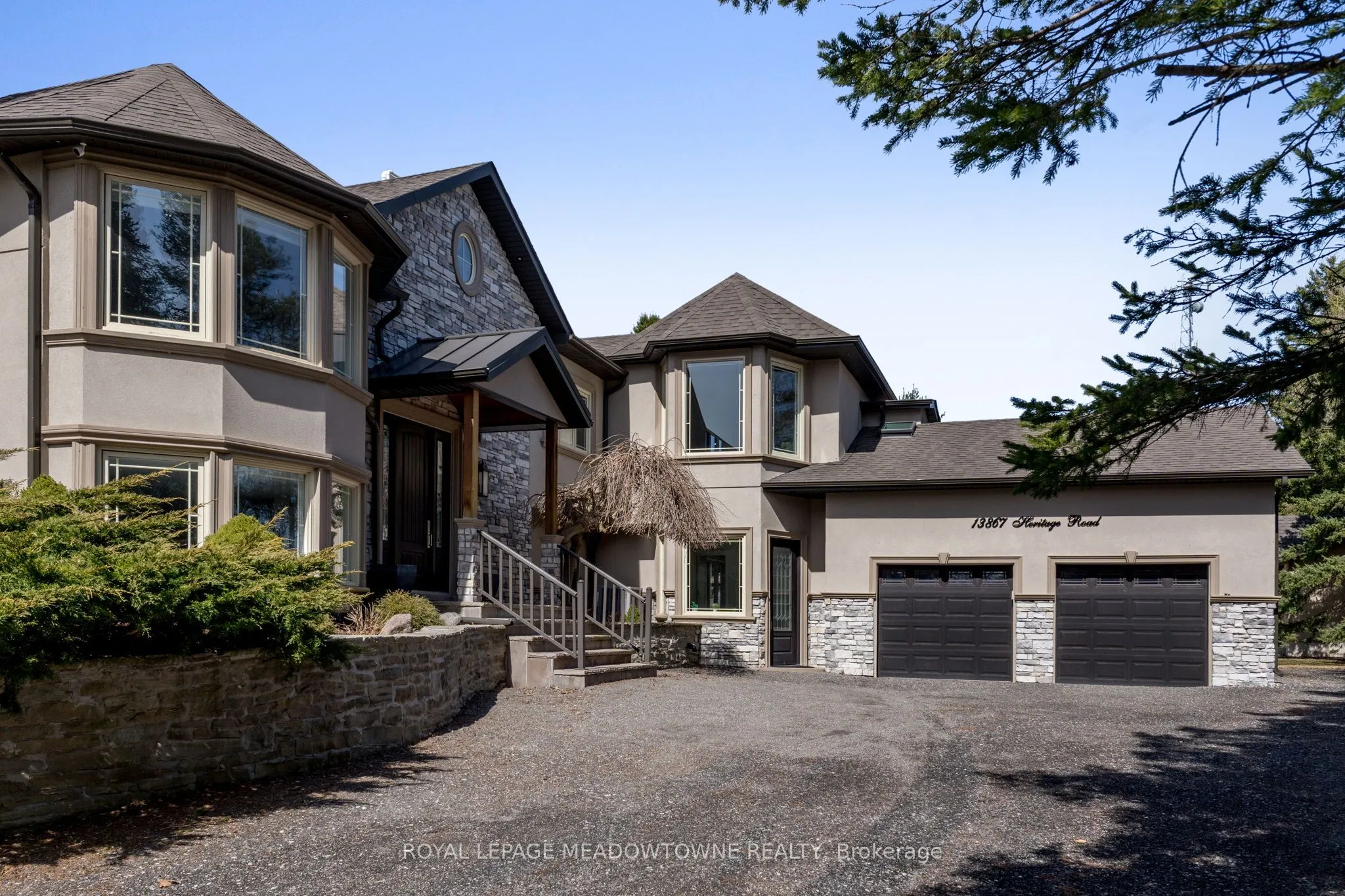 13867 Heritage Road, ON L7C 3E9