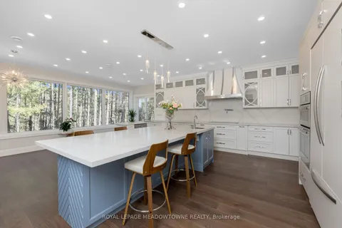 13867 Heritage Road, ON L7C 3E9