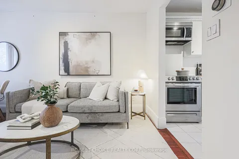 25 Hay Avenue, ON M8Z 1G2