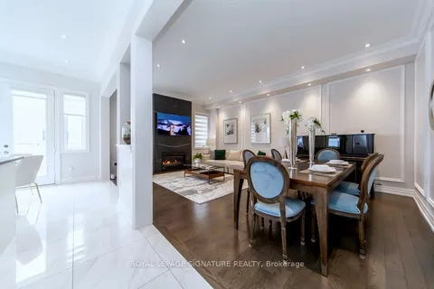 3907 Thomas Alton Boulevard, ON L7M 1A2