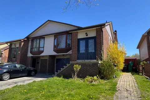 36 Mount Pleasant Drive, ON L6Z 1K2
