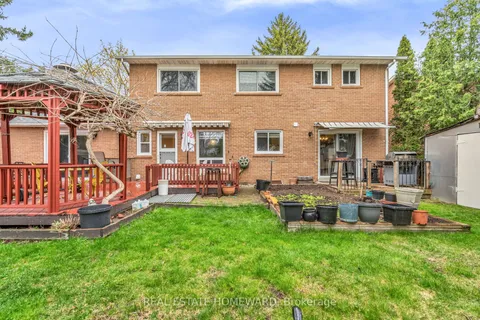 2032 Shannon Drive, ON L5H 3W3