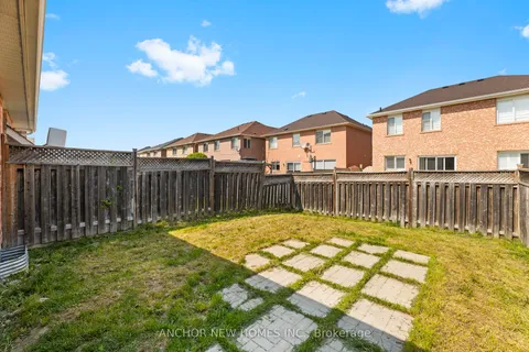 29 Levida Street, ON L6P 2Y6