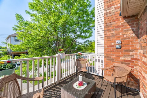3040 Dewridge Avenue, Oakville, ON L6M 5H9