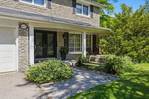 1571 Yew Street, ON L5H 2C1