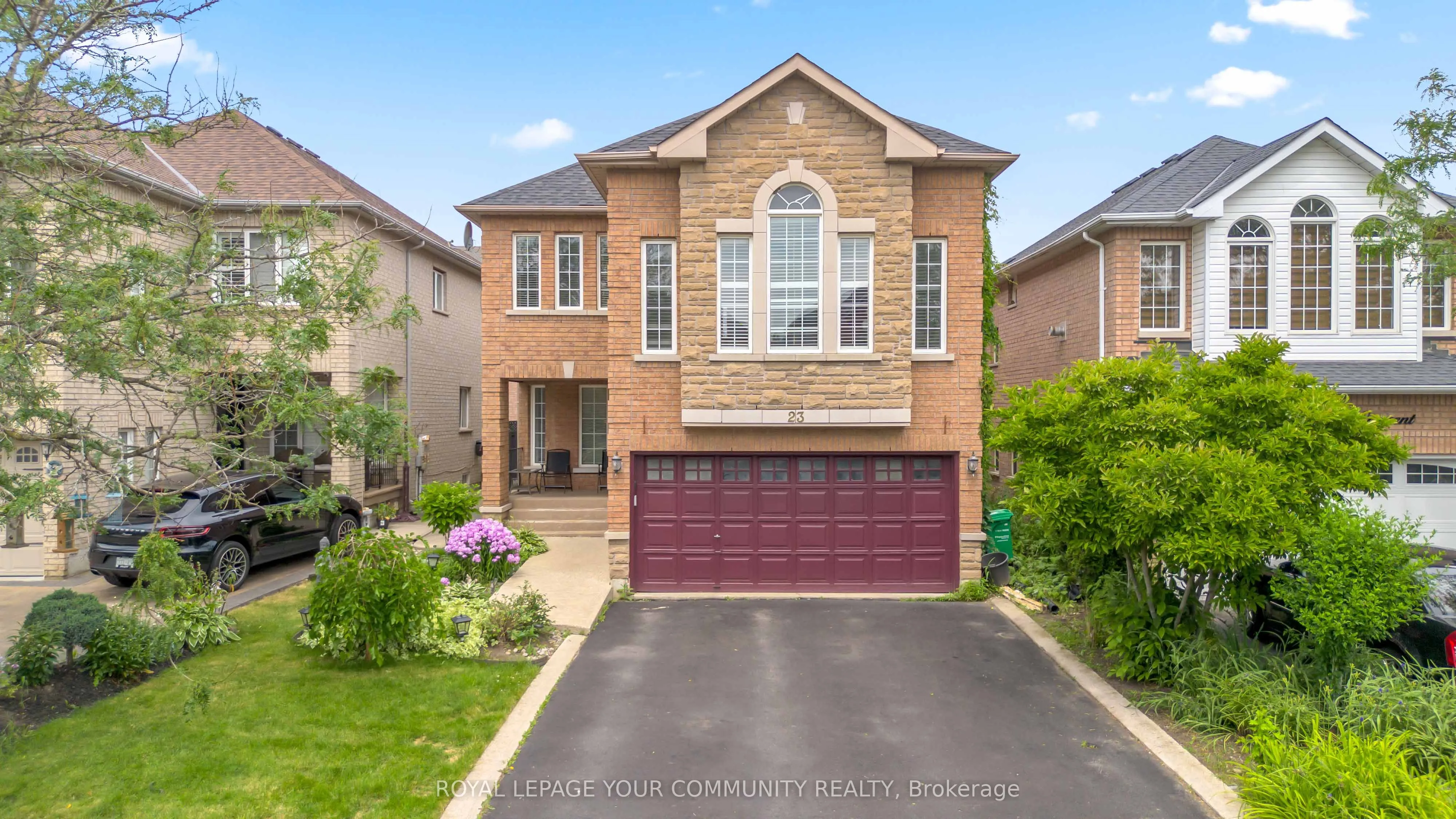 23 Hillpath Crescent, ON L6Z 4T9