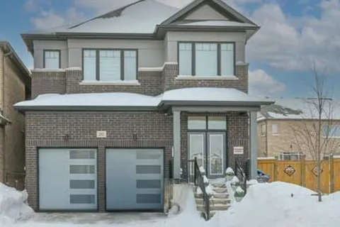 20 Spinland Street, ON L2C 4K4