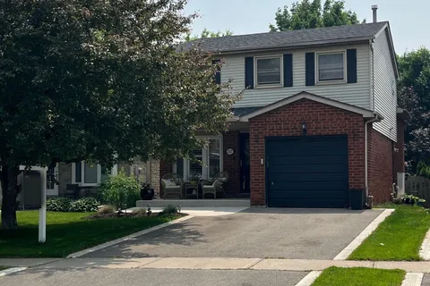 2257 Silverbirch Court, Burlington, ON L7M 3H2