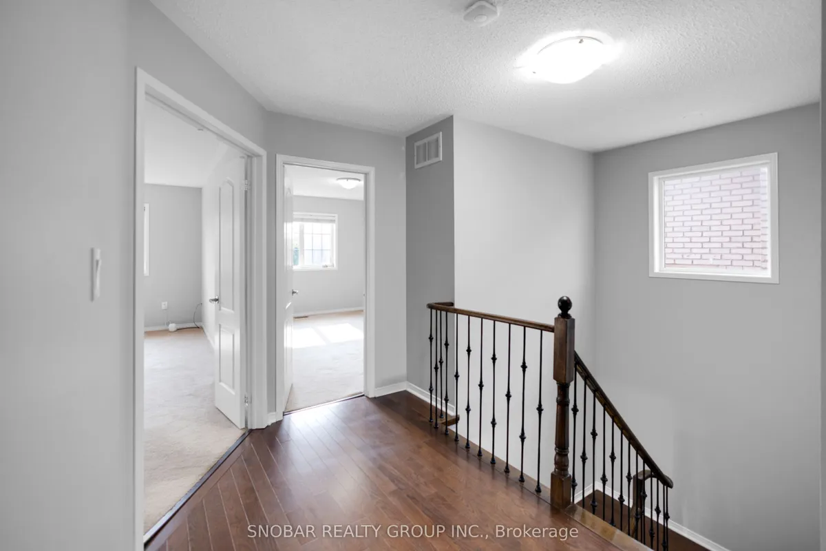 58 Queen Mary Drive, ON L7A 2K3