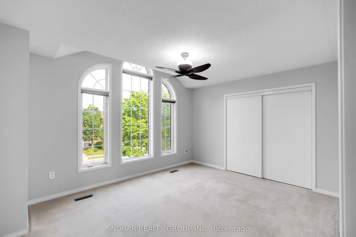 58 Queen Mary Drive, ON L7A 2K3