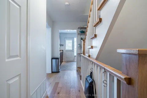 3062 Dewridge Avenue, Oakville, ON L6M 5H9