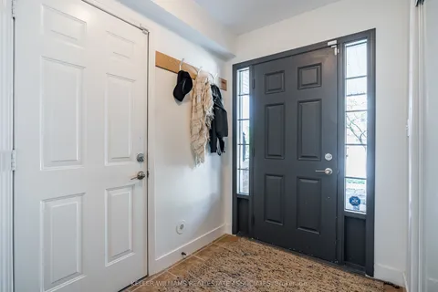 3062 Dewridge Avenue, Oakville, ON L6M 5H9