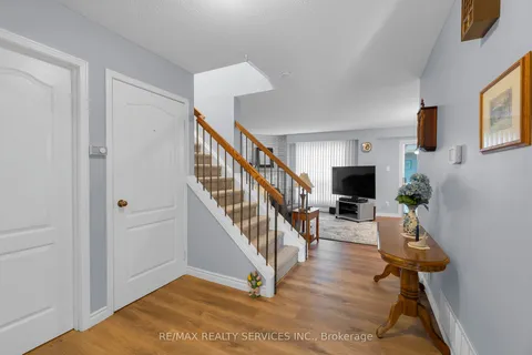 22 Nottawasaga Crescent, Brampton, ON L6Z 1B9