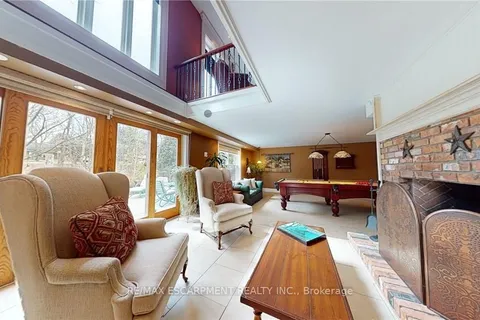 888 Partridge Drive, ON L7T 2Z5