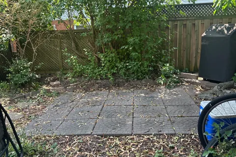4 Chambers Court, Brampton, ON L6Z 1J1