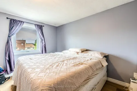 4 Chambers Court, Brampton, ON L6Z 1J1