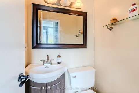 4 Chambers Court, Brampton, ON L6Z 1J1