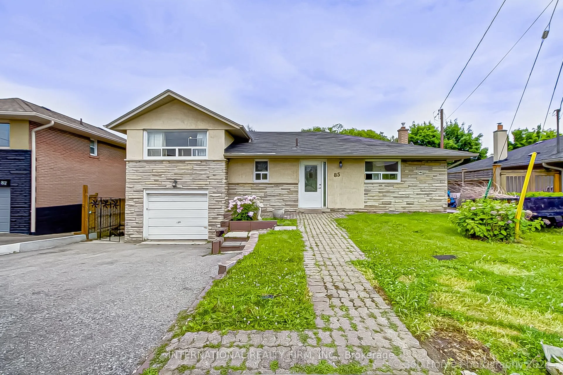 85 Letchworth Crescent, ON M3M 1Z1