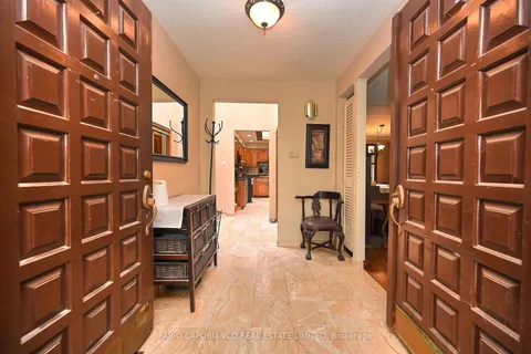 1408 Strathy Avenue, ON L5E 2L2