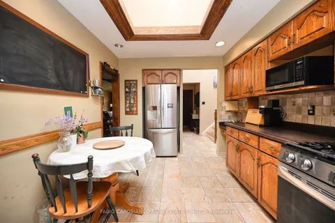 1408 Strathy Avenue, ON L5E 2L2