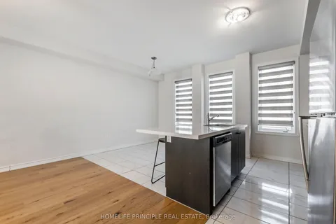 21 Arcola Street, Brampton, ON L6P 4N7