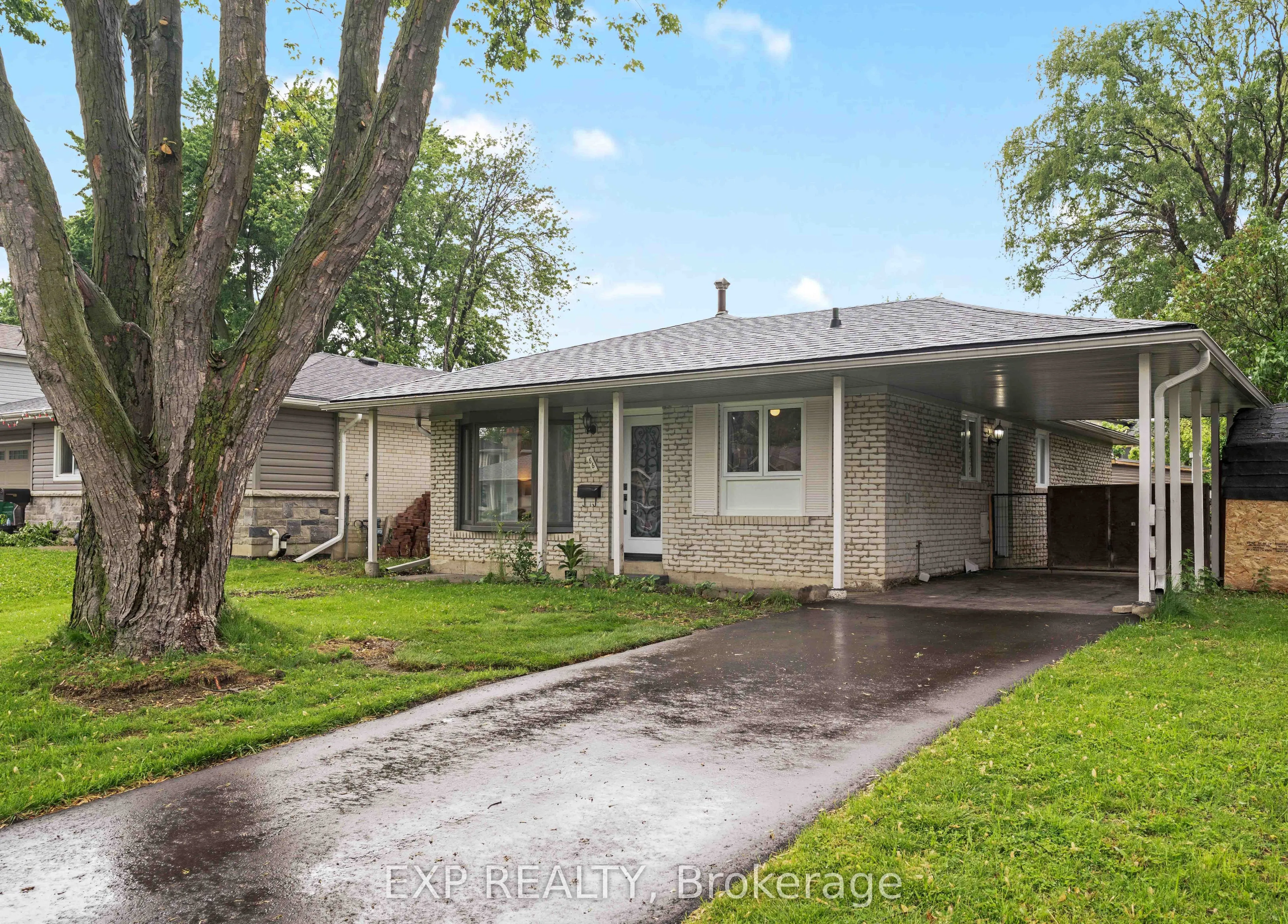 66 Ferndale Crescent, Brampton, ON L6W 1E9