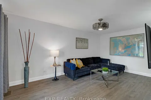 66 Ferndale Crescent, Brampton, ON L6W 1E9