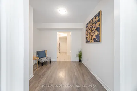 1000 Asleton Boulevard, ON L9T 9L5