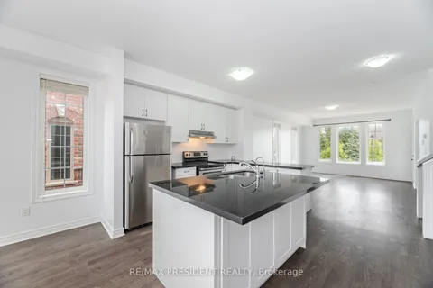 42 McCardy Court, ON L7C 3W9