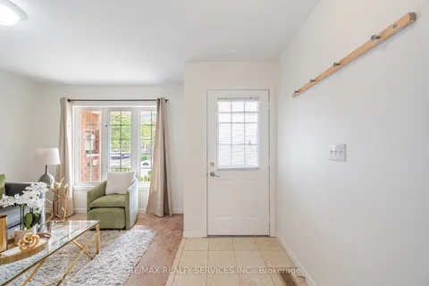 31 Fairway Court, Brampton, ON L6Z 4W4