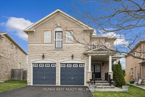 28 Showboat Crescent, Brampton, ON L6V 4R5