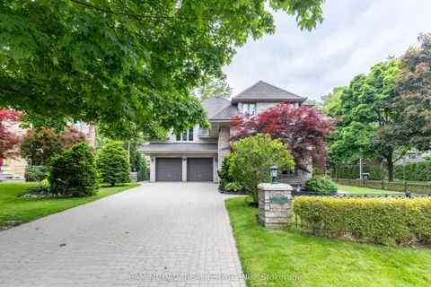 1390 Meadow Green Court, ON L5H 4J3