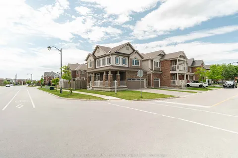 974 Penson Crescent, ON L9T 8Z7