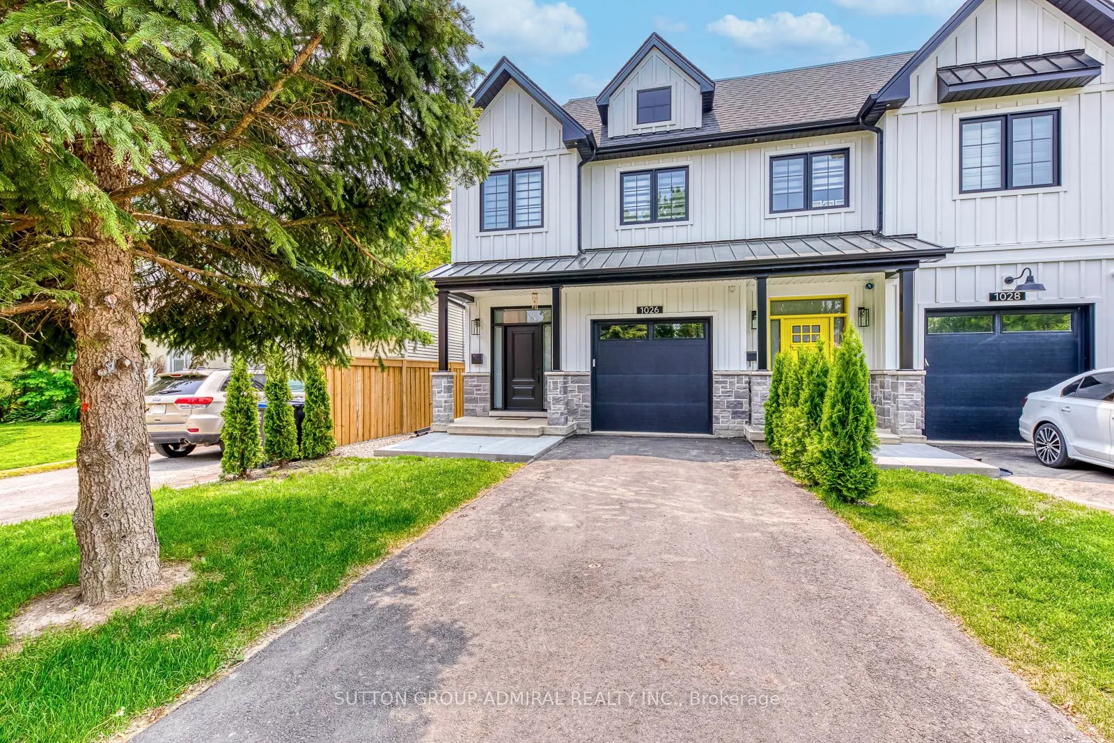 1026 Roosevelt Road, ON L5G 3Y8