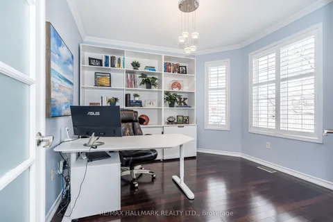 765 Boughton Crescent, ON L9T 0E3