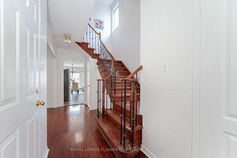 39 Culture Crescent, ON L6X 4X8