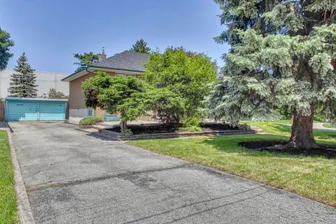 34 Glen Belle Crescent, ON M6A 1S3