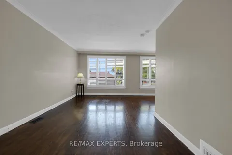 4 Fletcher Place, ON M9R 1K6