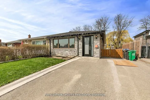 245 Avondale Boulevard, ON L6T 1J3